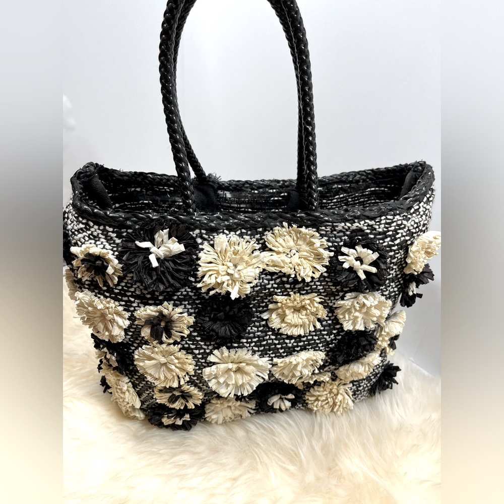 Anthropologie Black and Cream Flower Raffia/ Tweed Field of Flowers Tote Bag